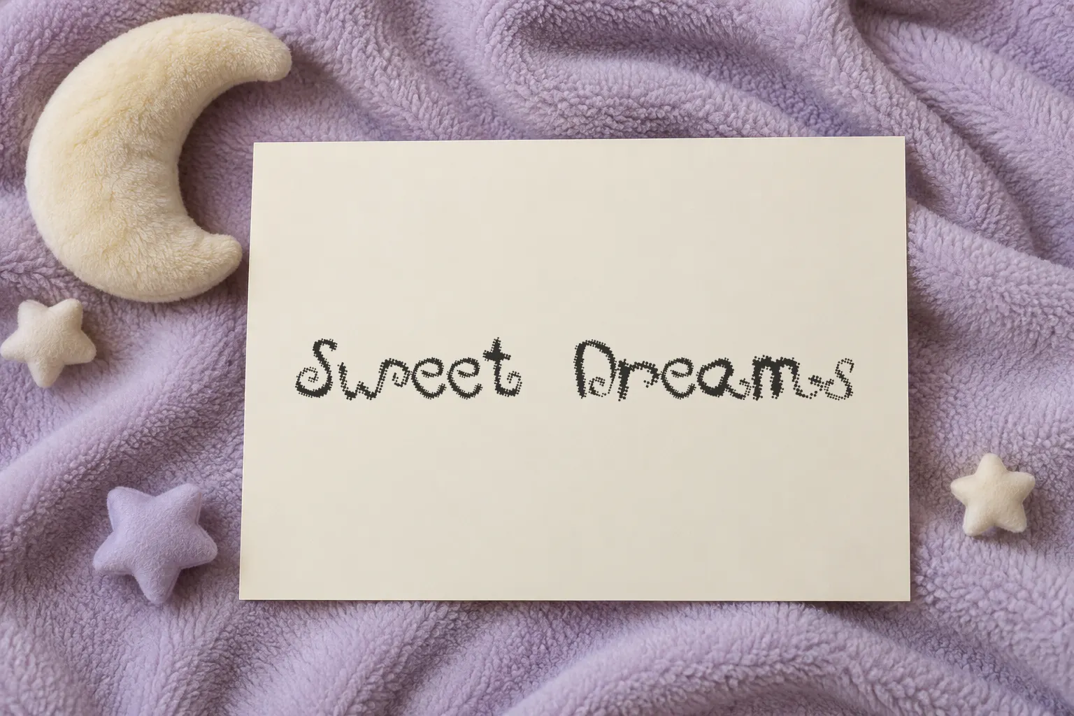 Mieszkanie9 font on a greeting card reading Sweet Dreams